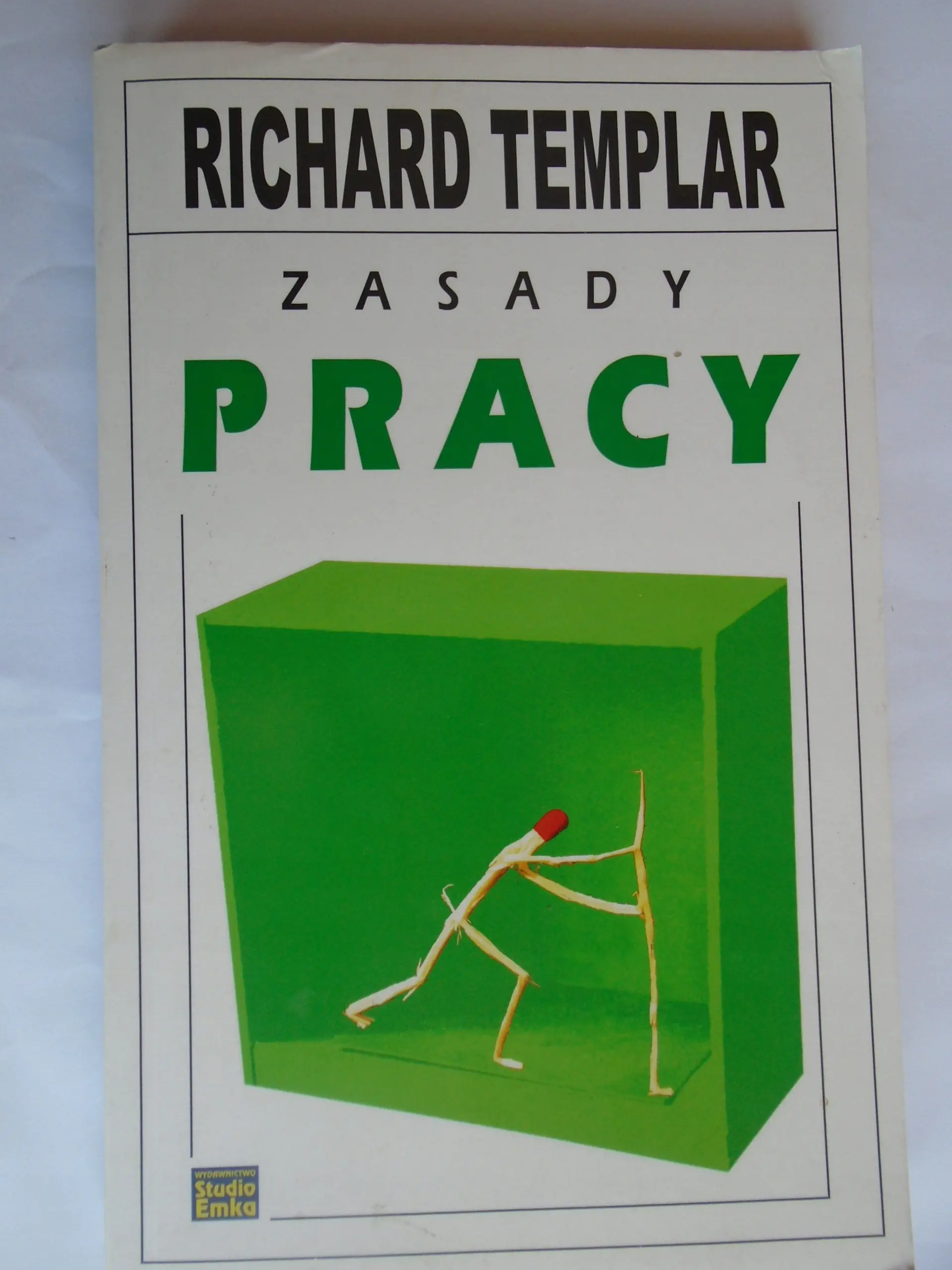 Książka - Zasady pracy