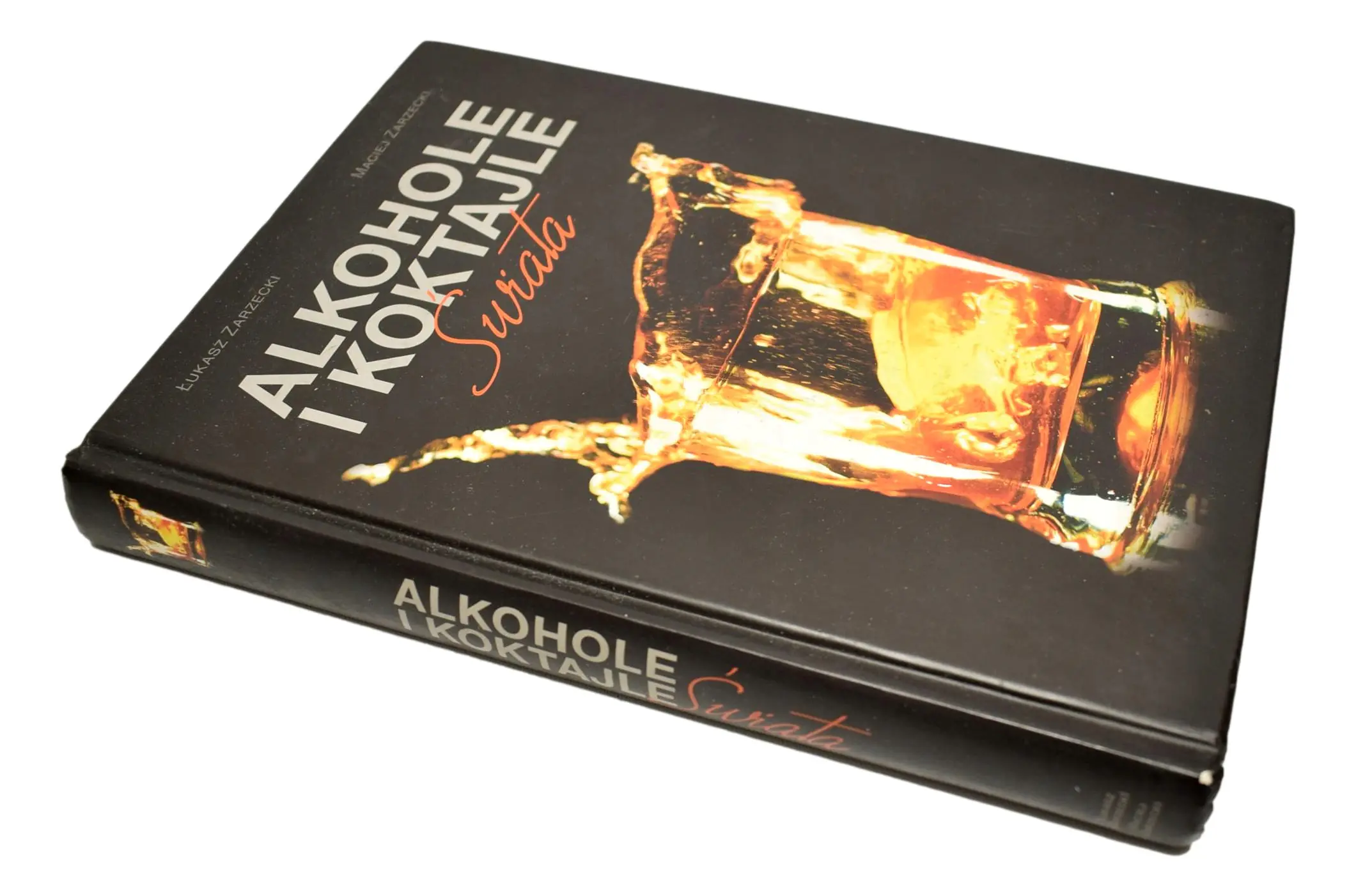 Książka - Alkohole i koktajle świata