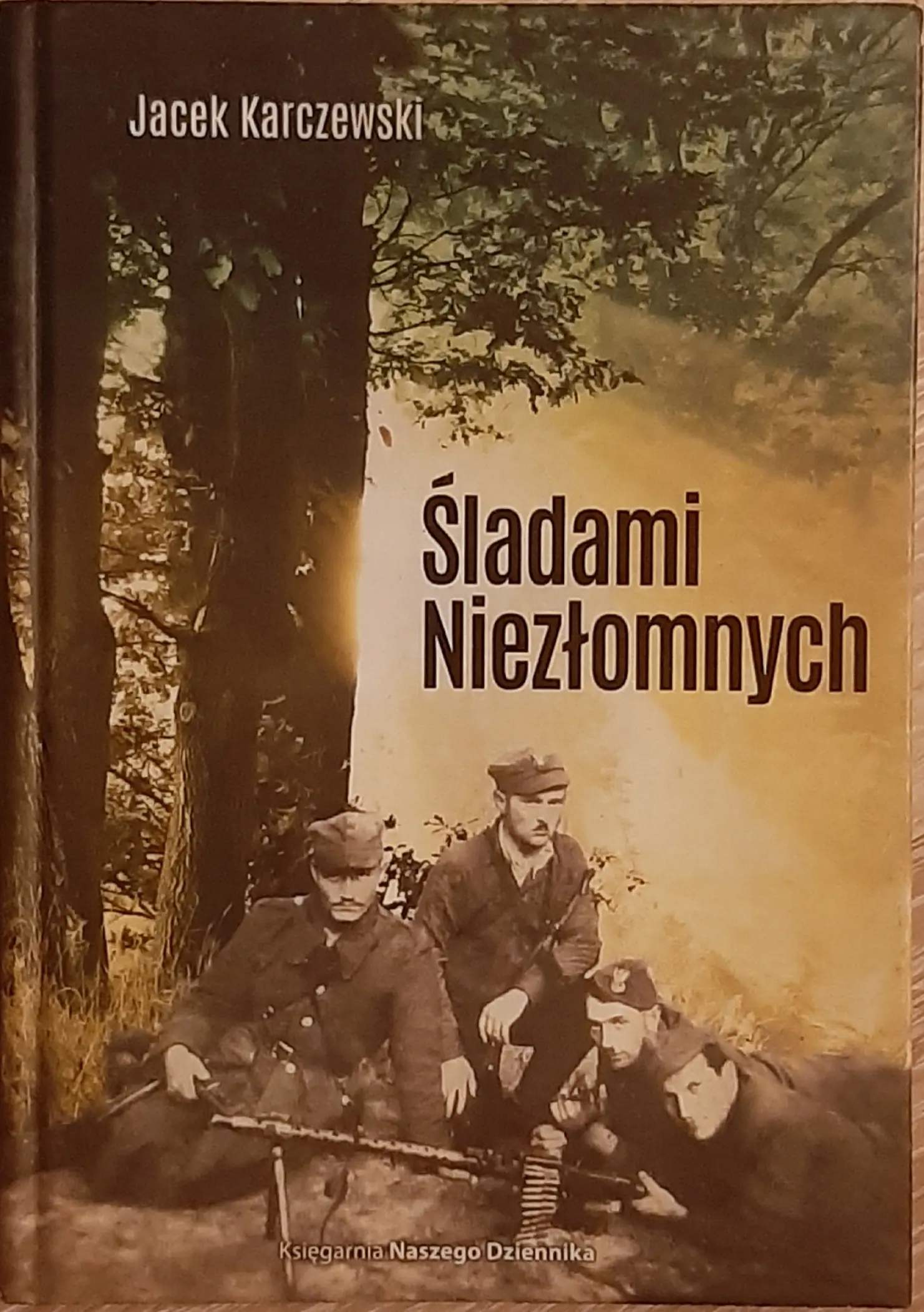 Książka - Śladami niezłomnych