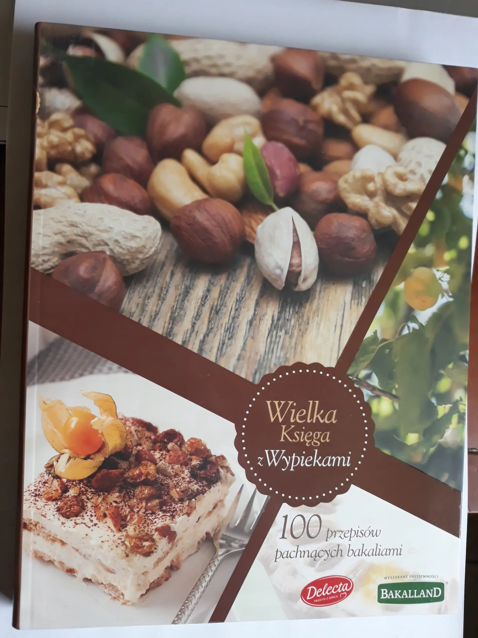 Książka - Wielkie Księga z wypiekami