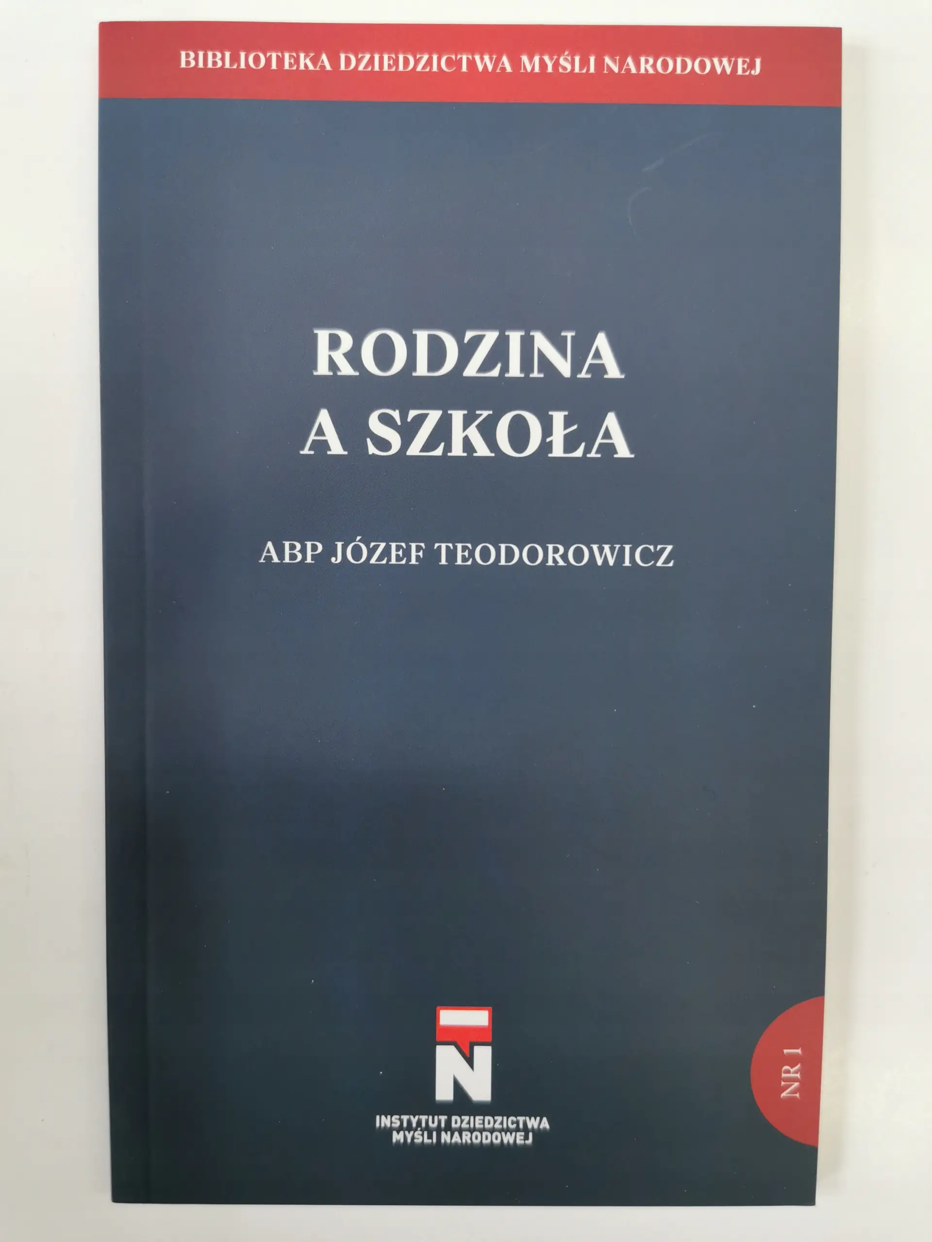 Książka - Rodzina a szkoła Nr 1
